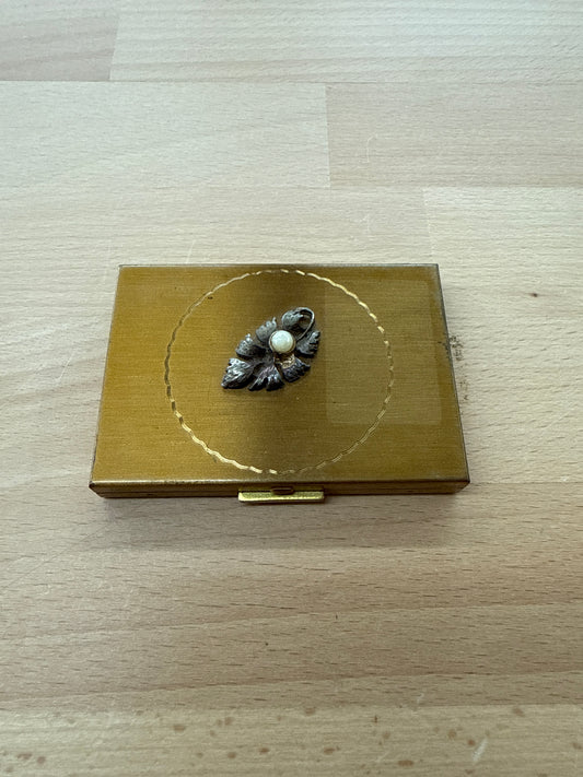 Mid-Century Small Brass Compact with Mirror – 3.25" x 2.25" Vintage Vanity Accessory