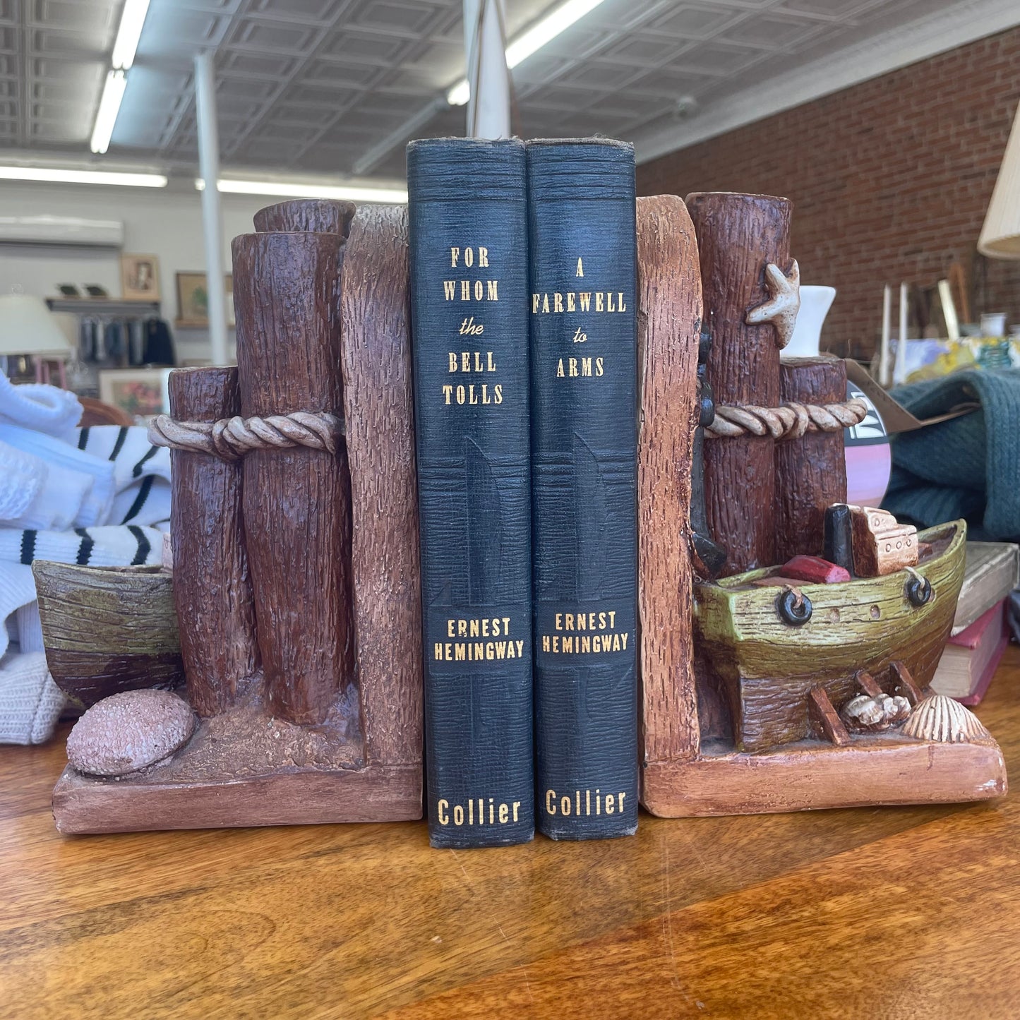 Ernest Hemingway Collier Classics – For Whom the Bell Tolls & A Farewell to Arms