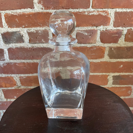 Classic Clear Glass Liquor Decanter with Round Stopper (10.25" Tall)