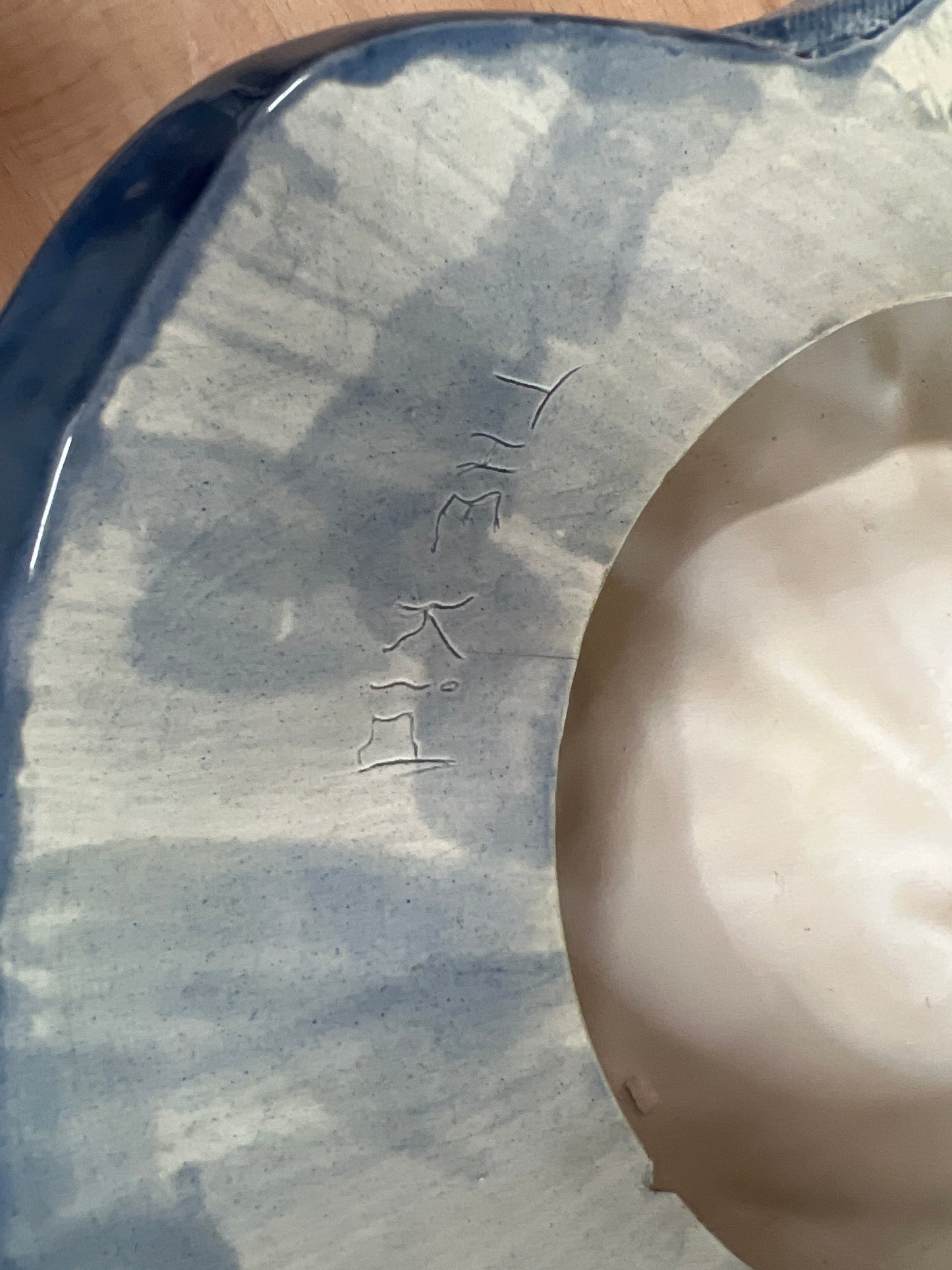 1970s Sittre Ceramic Denim Newsboy Cap – Signed “The Kid” Ashtray / Catchall