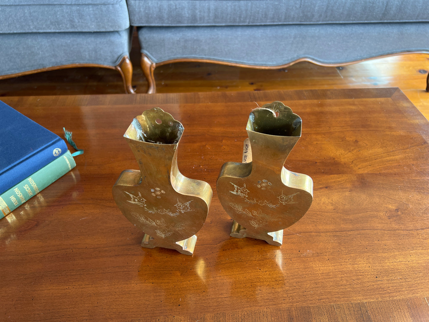 Mid-Century Etched Brass Wall Pockets – Pair of Bird & Floral Hanging Vases Hong Kong