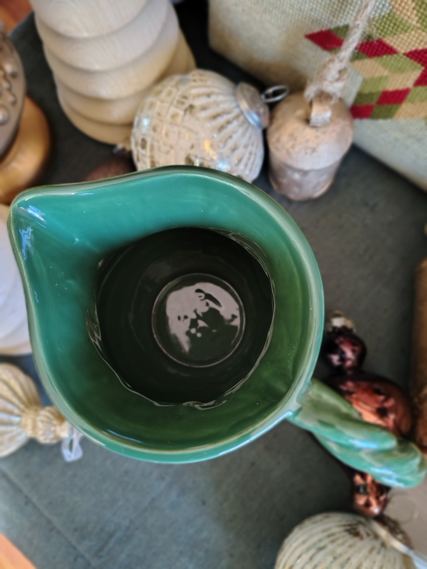 Italian Green Ceramic Holly Christmas Pitcher – Made in Italy (No. 10080)