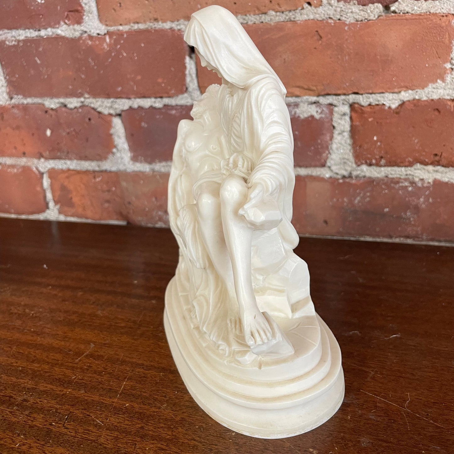 Vintage 7” Alabaster "Pietà" Sculpture by A. Giannetti – Made in Italy