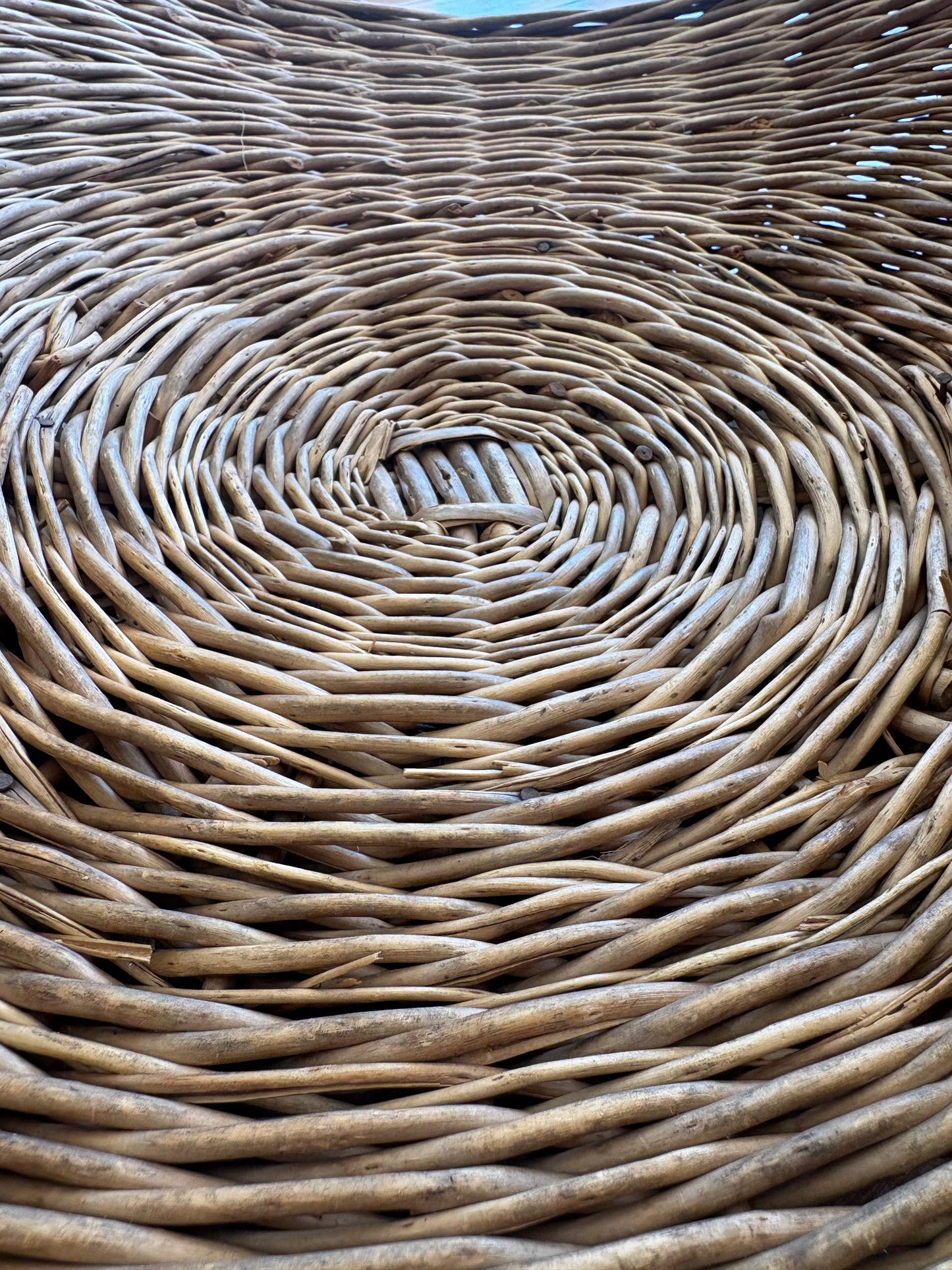 Large French Wicker Gathering Basket – Rustic Garden Flower Carrier, 23″ Long