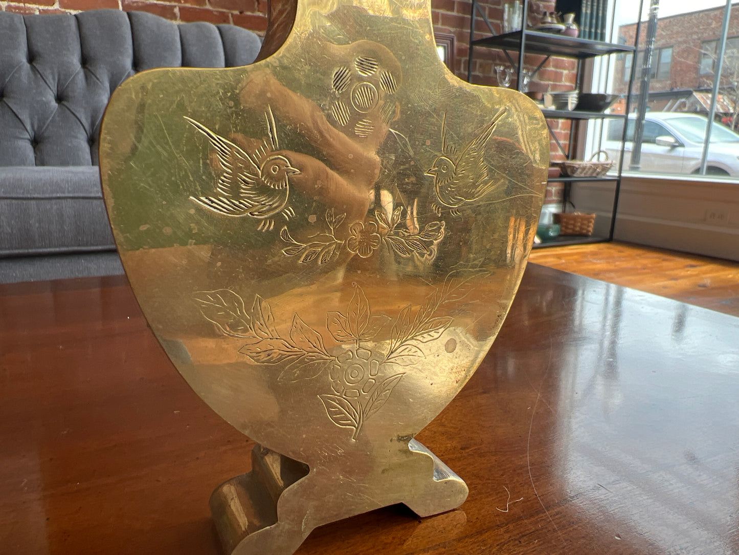 Mid-Century Etched Brass Wall Pockets – Pair of Bird & Floral Hanging Vases Hong Kong