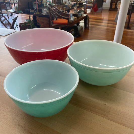 Vintage Pyrex Nesting Mixing Bowls Set of 3 – Red & Aqua Blue