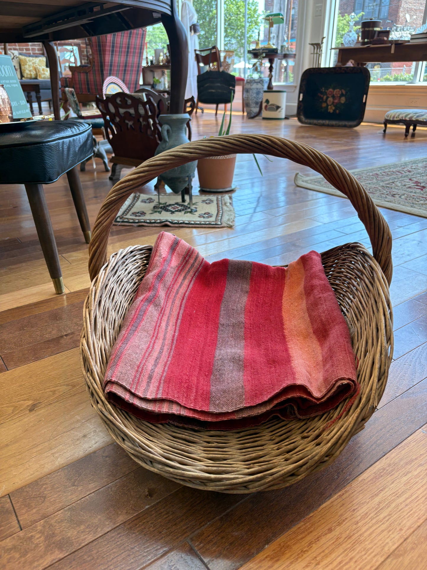 Large French Wicker Gathering Basket – Rustic Garden Flower Carrier, 23″ Long