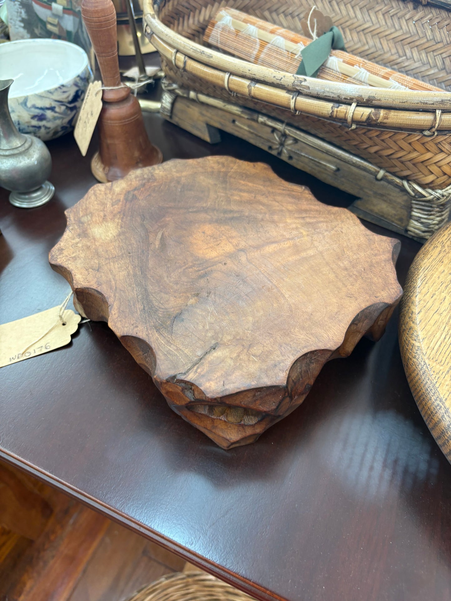 Carved Wood Live Edge Display Stand – Natural Pedestal for Vase or Teapot