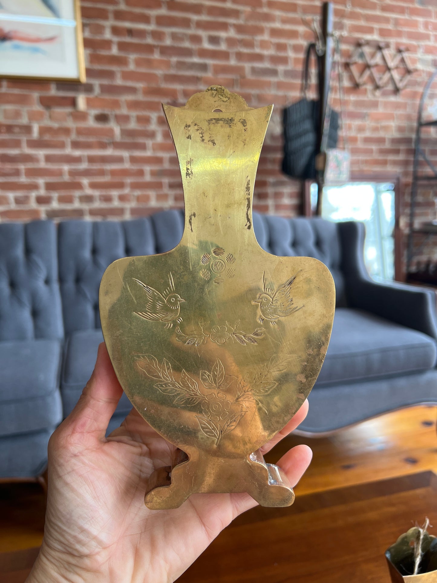 Mid-Century Etched Brass Wall Pockets – Pair of Bird & Floral Hanging Vases Hong Kong