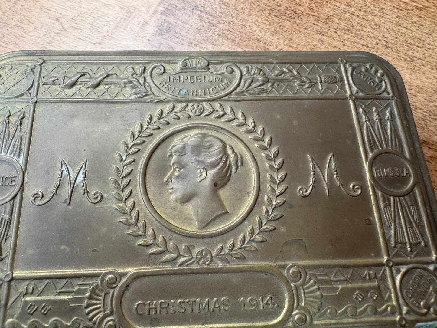 WWI Princess Mary Brass Gift Tin – 1914 Soldiers’ Christmas Box, 5″ × 3.5″