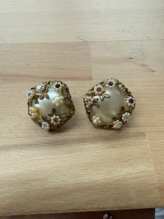 Vintage Costume Jewelry Clip-On Earrings with Faux Pearls and Rhinestone Flowers