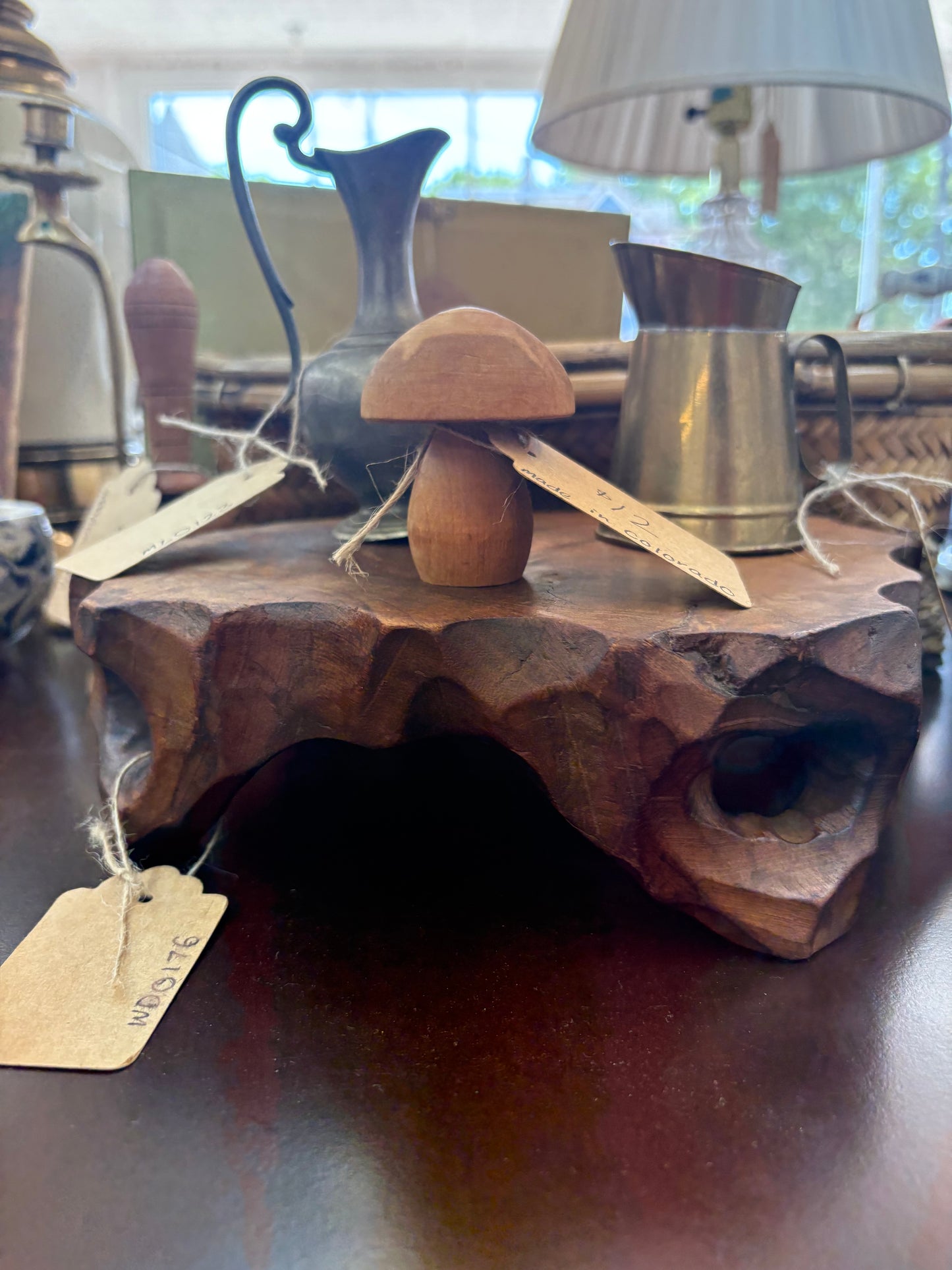 Carved Wood Live Edge Display Stand – Natural Pedestal for Vase or Teapot