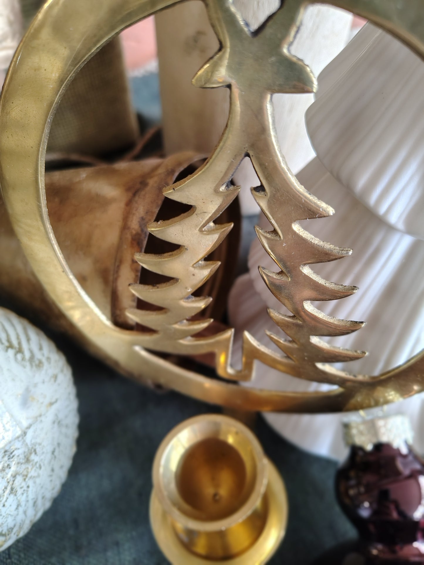 Vintage Brass Christmas Tree Wall Sconce – Mid-Century Holiday Candle Holder