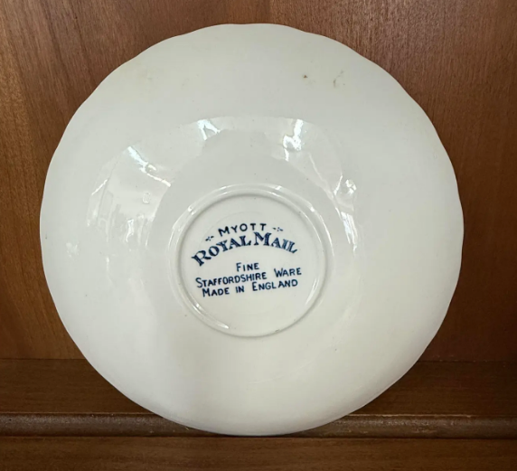 Vintage Staffordshire England Myott “Royal Mail” China Set – 60-Piece Service for 12, Never Used, Original Boxes (C. 1950s–60s)