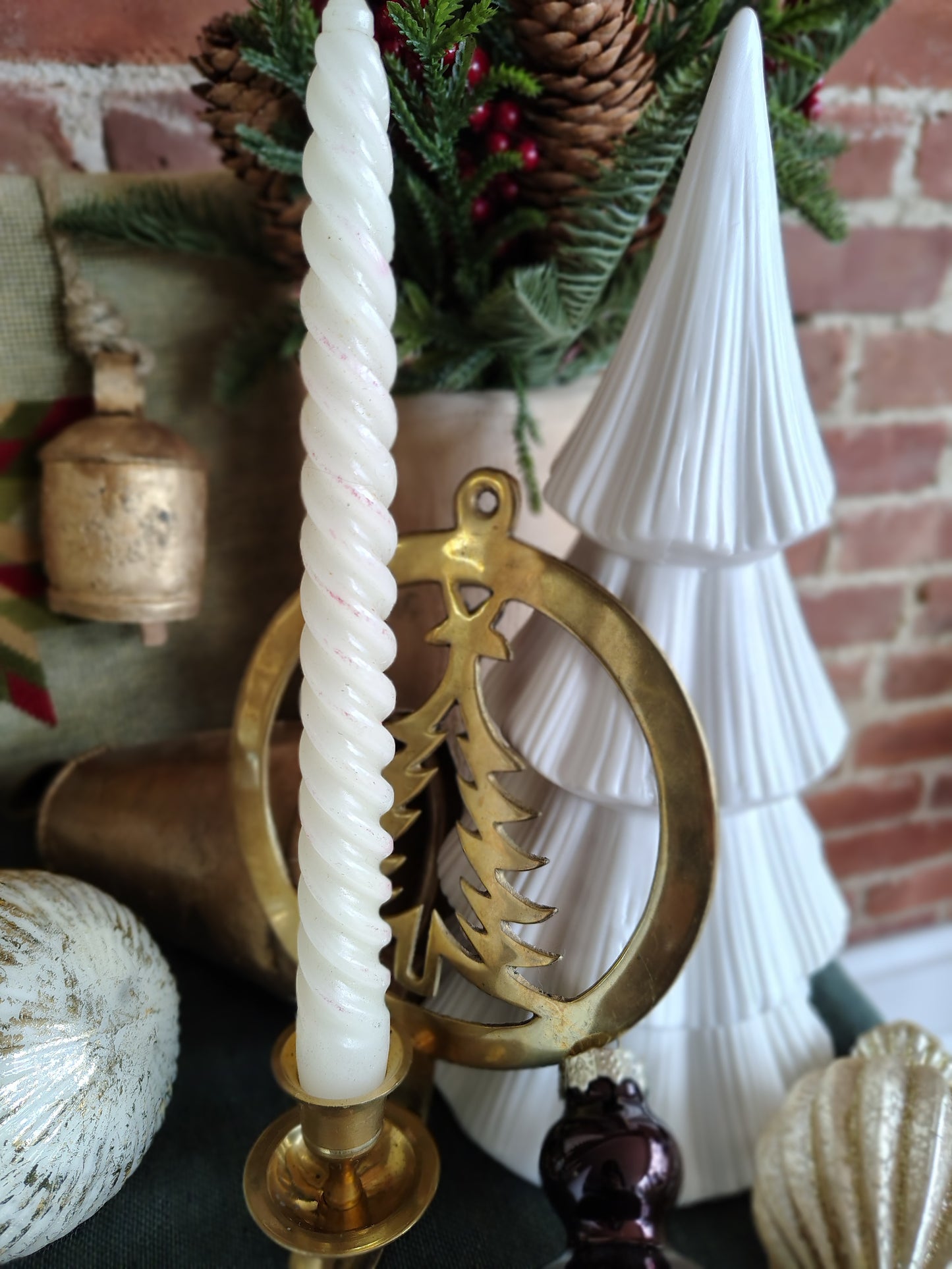 Vintage Brass Christmas Tree Wall Sconce – Mid-Century Holiday Candle Holder