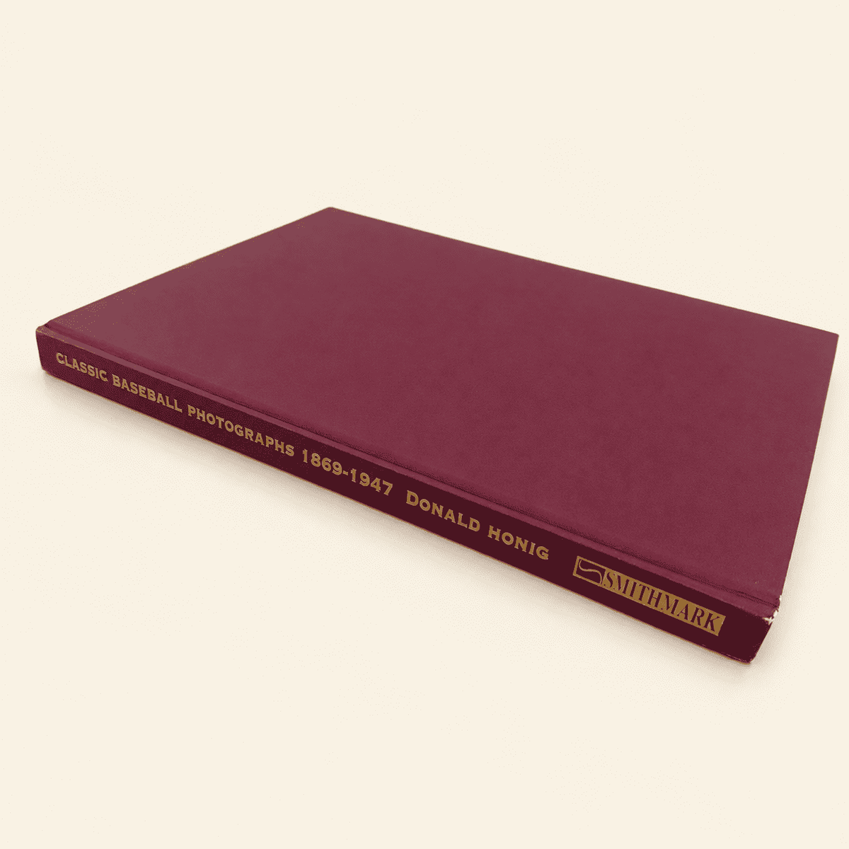 Classic Baseball Photographs by Donald Honig, open interior pages
