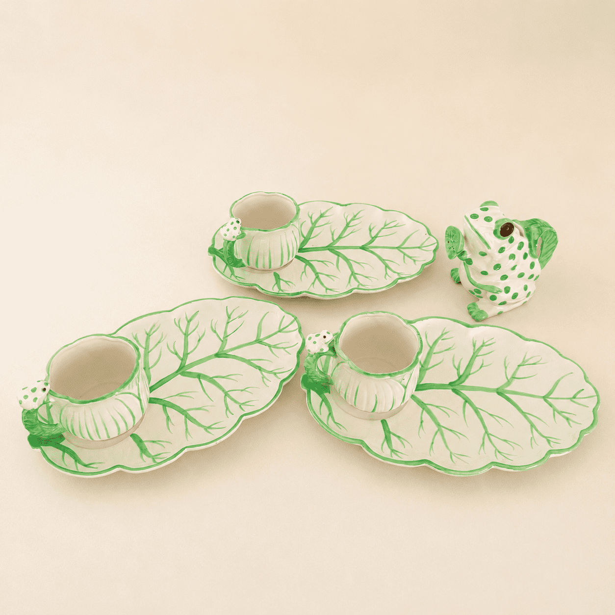 Café Italiano Frog & Cabbage Leaf Luncheon Set, Hand-Painted
