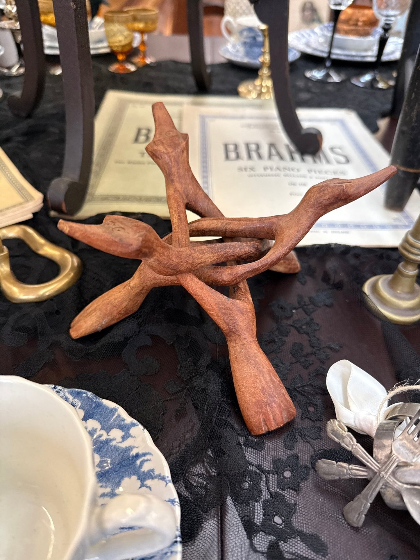 Hand - Carved Interlocking Wooden Animal Sculpture – Unity Trio - Loom Vintage