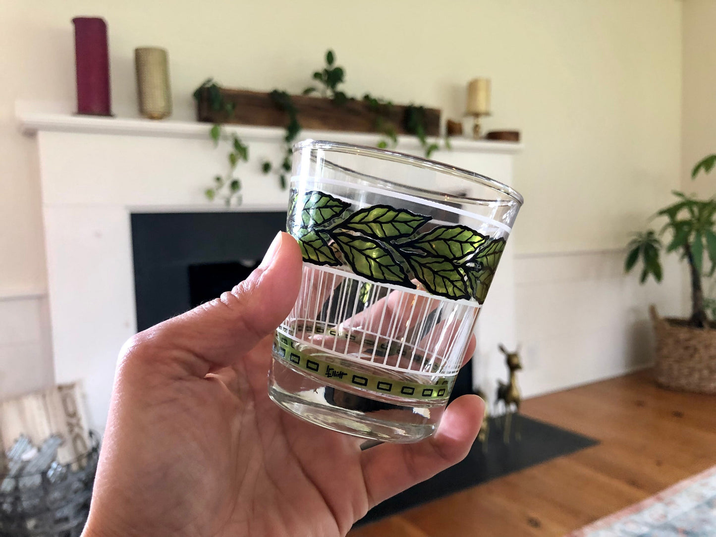 Vtg Pair of Green Leaf, White and Black Detailing Cocktail Glasses, Juice Glasses, Mid Century Barware