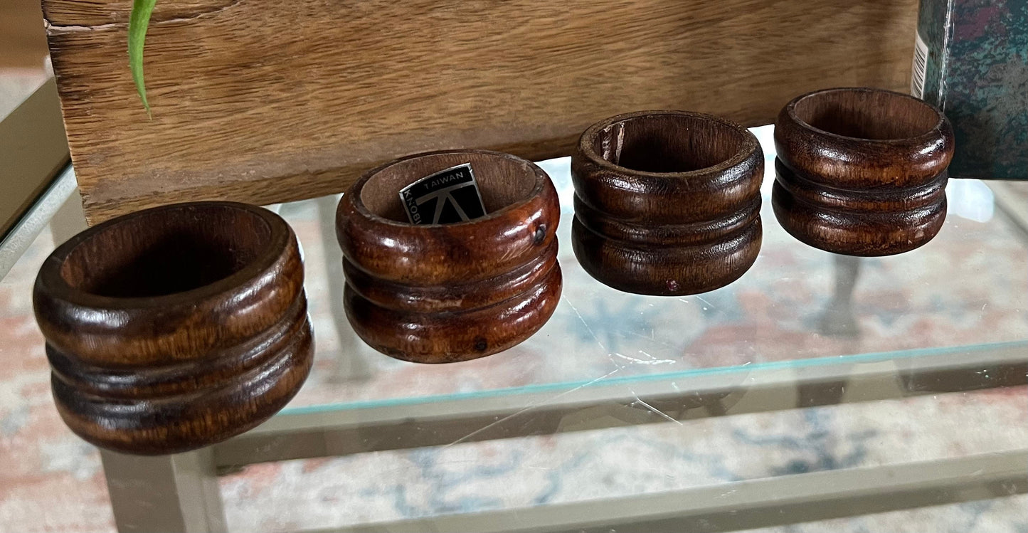 Vintage Wood Napkin Rings, Knobler Napkin Holders, Set of 8, Taiwan