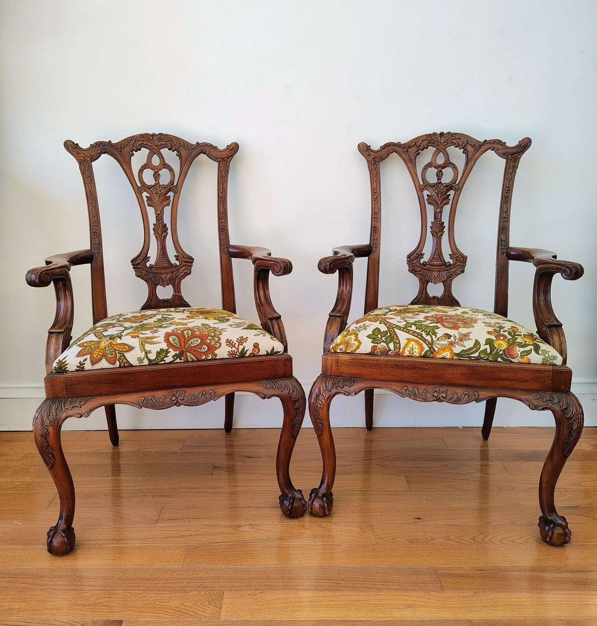 Pair of Colonial Revival Carved Wood Armchairs, Ball and Claw Feet, 1960s Linen, photo 1 of 9