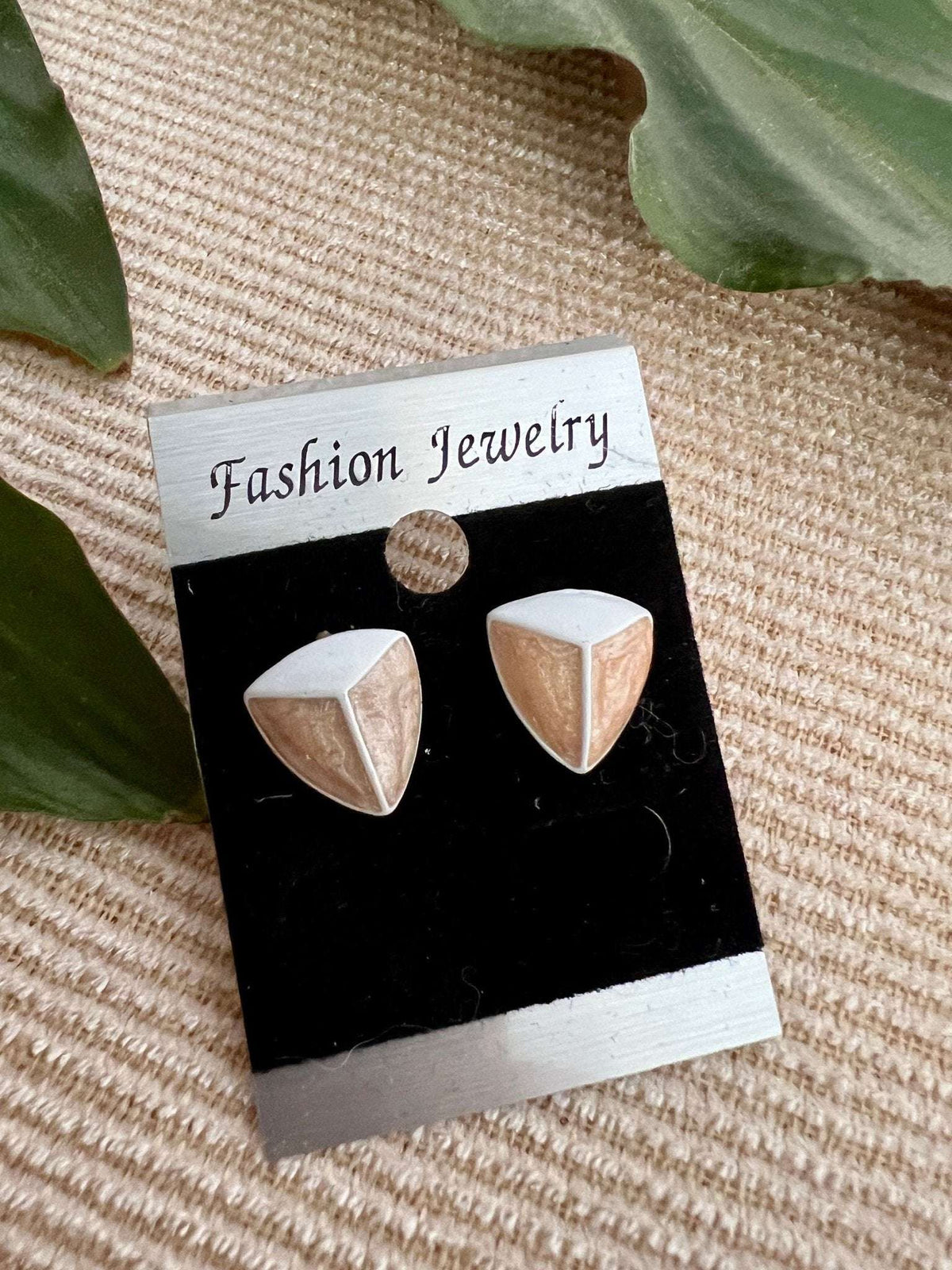 Vintage Beige & White Enamel Stud Earrings, Triangle, 90s Costume Jewelry, Retro 80s - Loom Vintage