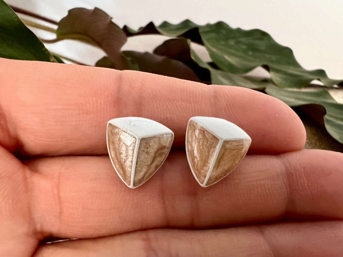 Vintage Beige & White Enamel Stud Earrings, Triangle, 90s Costume Jewelry, Retro 80s - Loom Vintage
