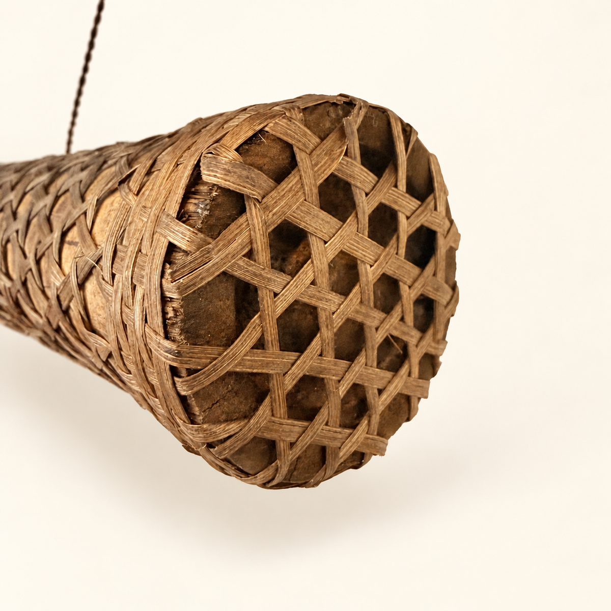 Vintage Japanese woven bamboo hanging ikebana basket, photo 7 of 9