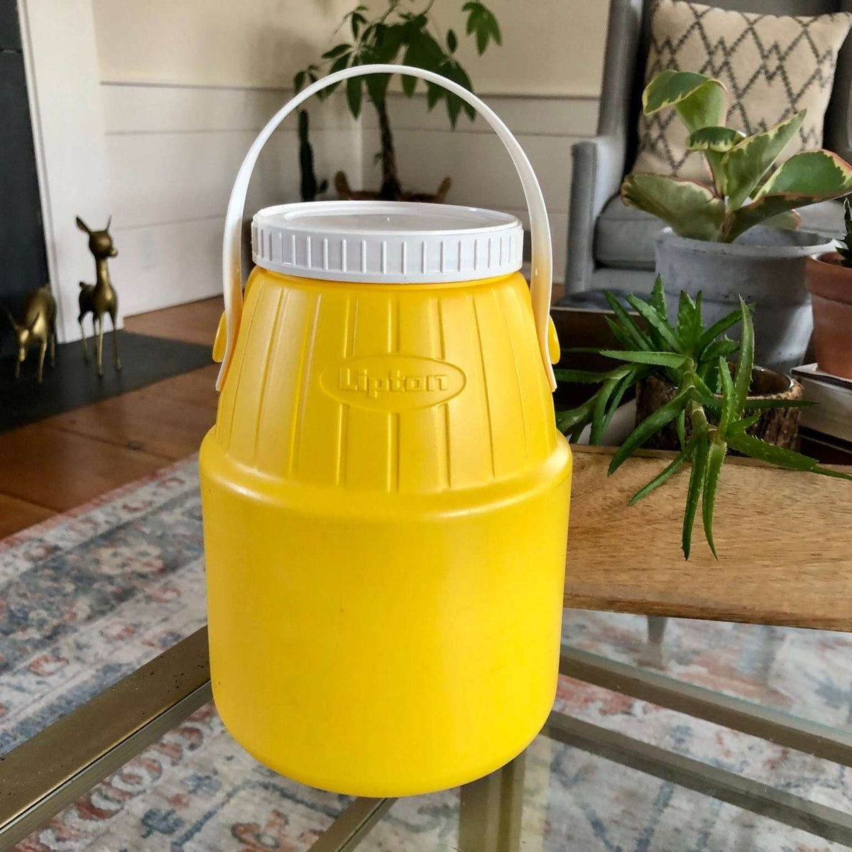Vintage Lipton yellow plastic tea jug with white lid and handle, photo 1 of 8