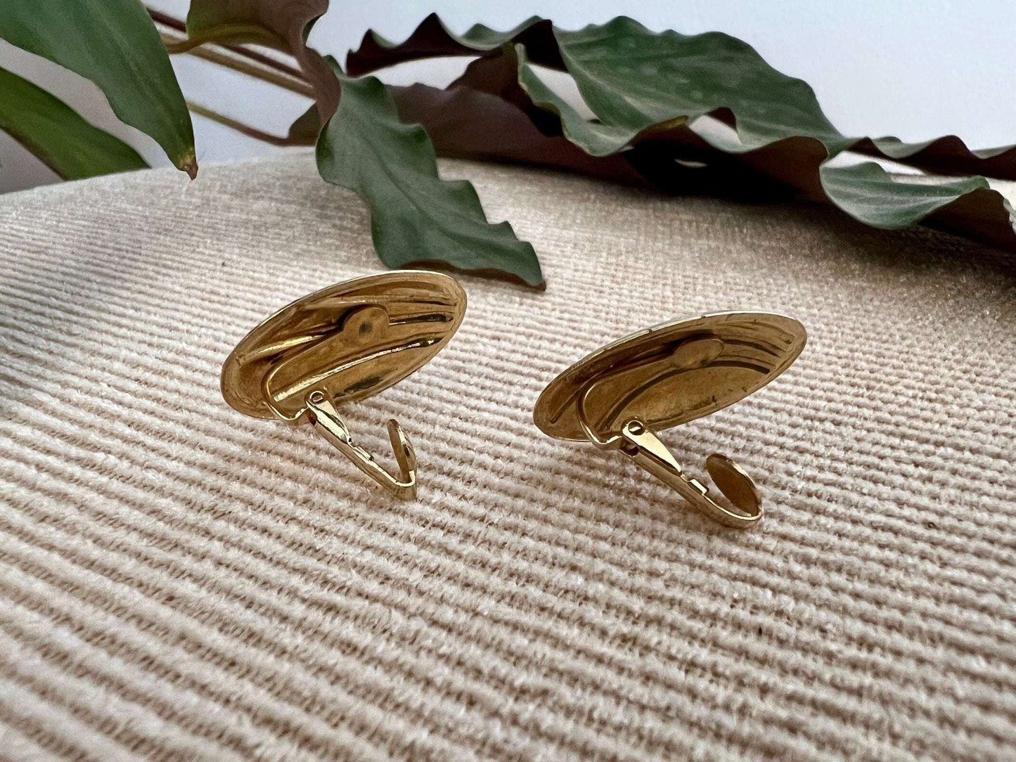 Vintage Mod White & Gold Geometric Earrings, Clip - on Costume Earrings, Fashion Jewelry - Loom Vintage