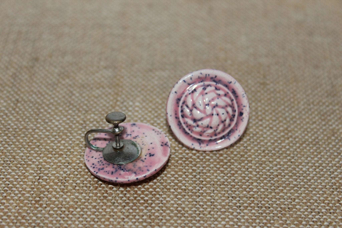 Vintage Pink Round Screw Back Earrings, 80s, 90s - Loom Vintage