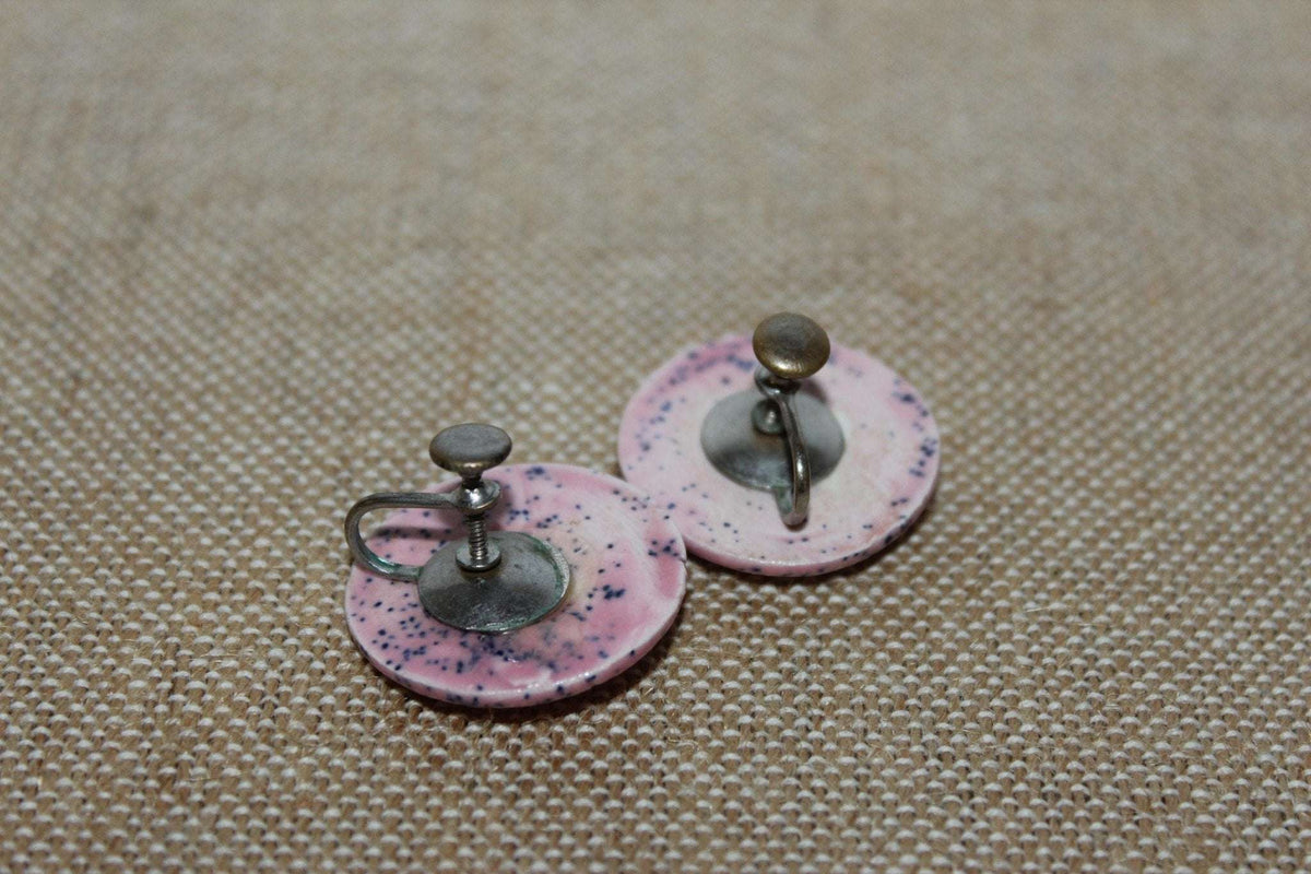 Vintage Pink Round Screw Back Earrings, 80s, 90s - Loom Vintage