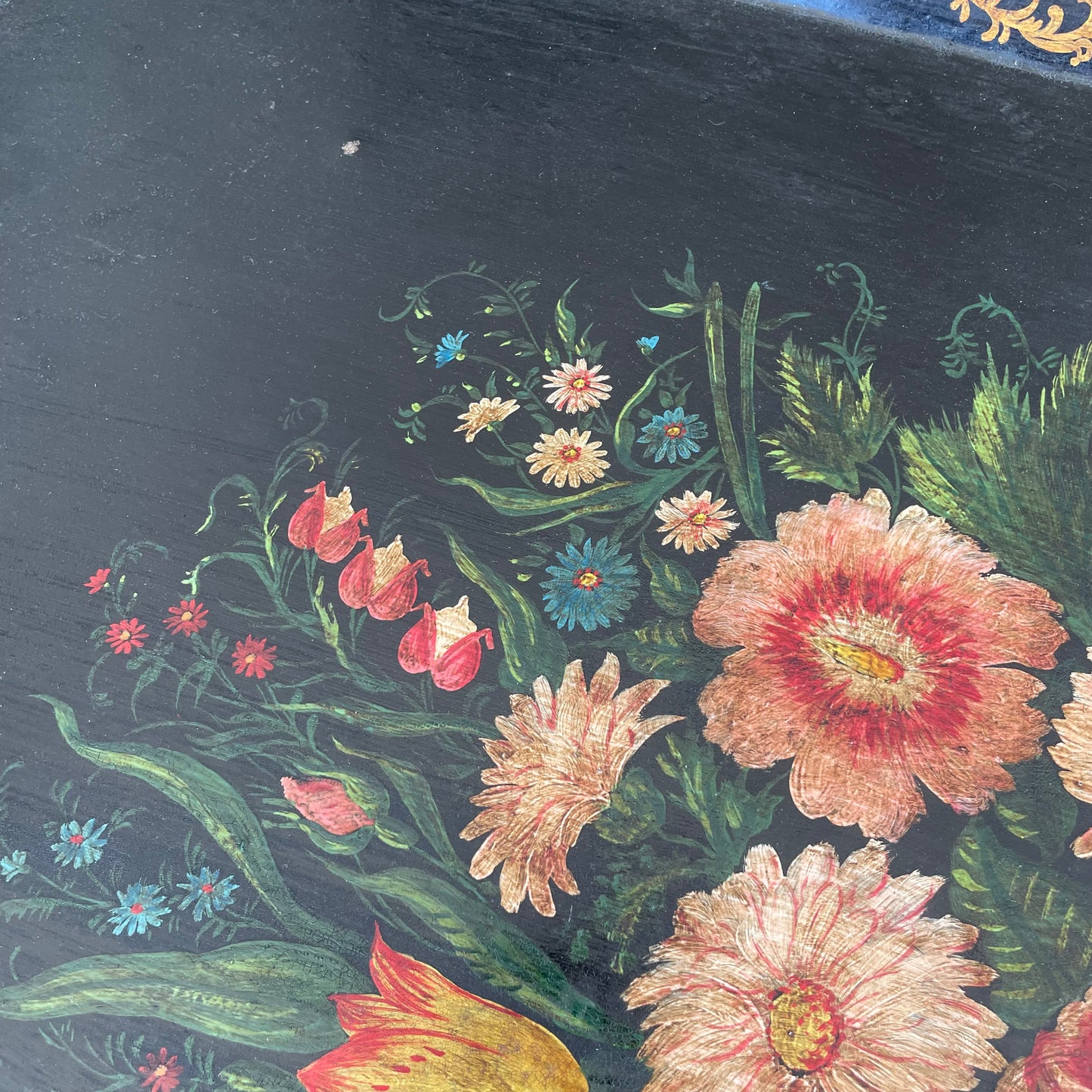 Oversized Hand-Painted Floral Tole Tray – Antique European Black Metal, 30″ x 21.75″