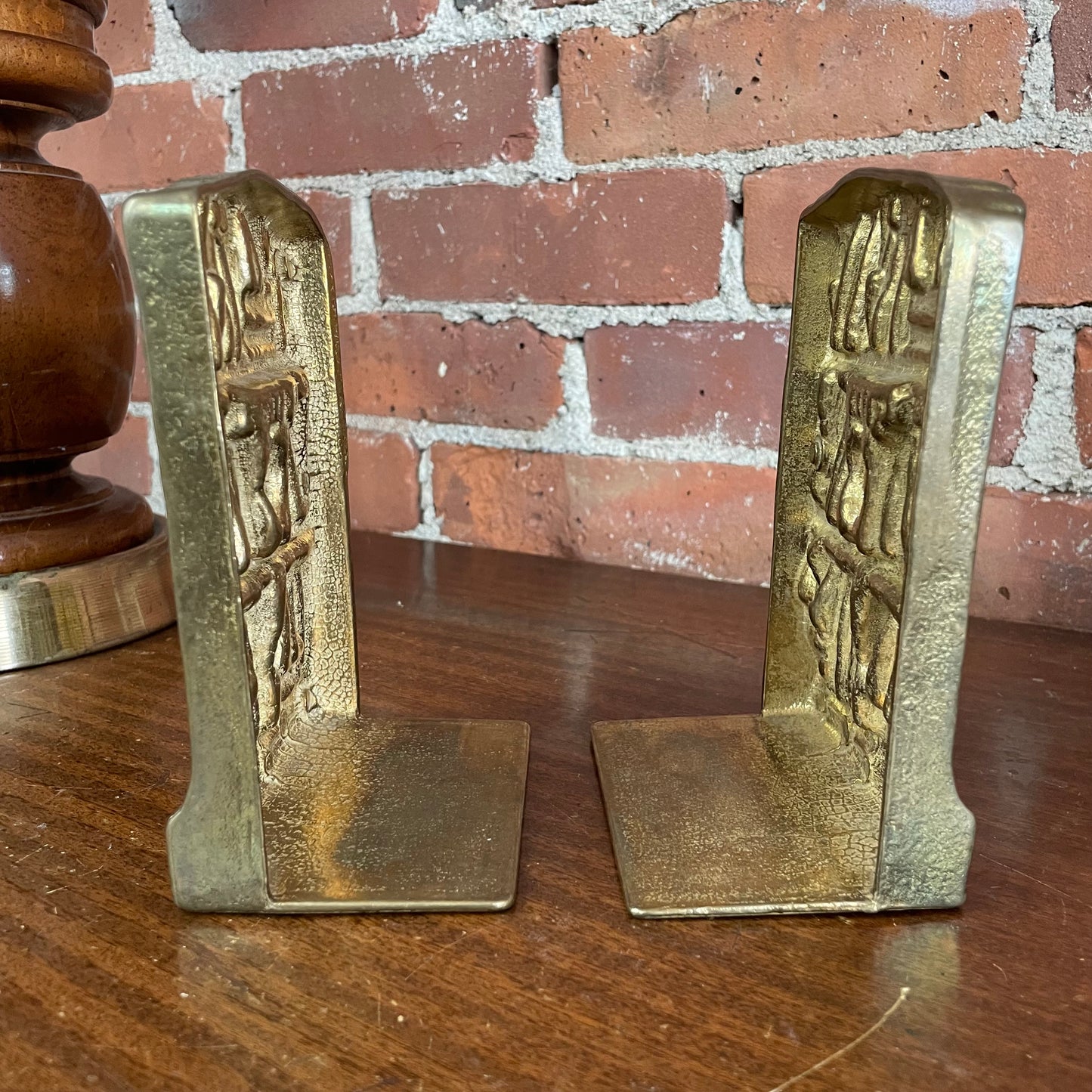 Vintage Brass Bookcase Bookends – Hollywood Regency Library Decor