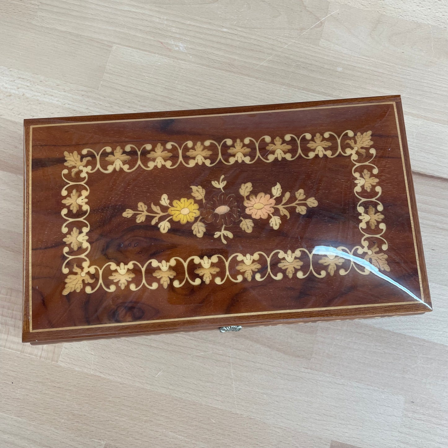 Reuge Inlaid Floral Music Box from Sorrento, Italy (Plays Music)