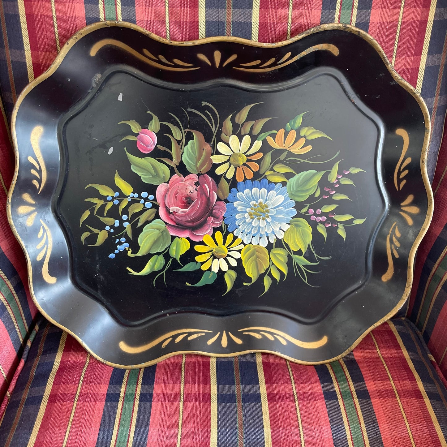 Vintage E.T. Nash Hand Painted Black Toleware Floral Metal Tray
