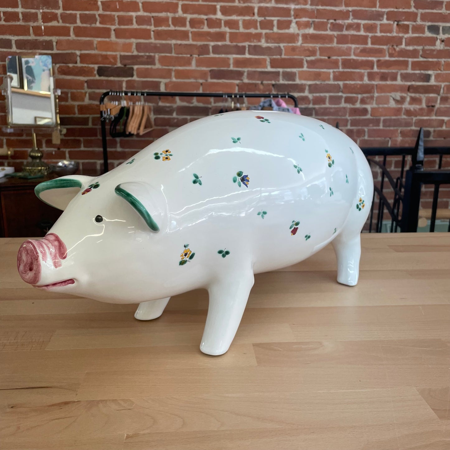 Gmundner Keramik Piggy Bank Set – “Lilly” Scattered Flowers in 3 Sizes