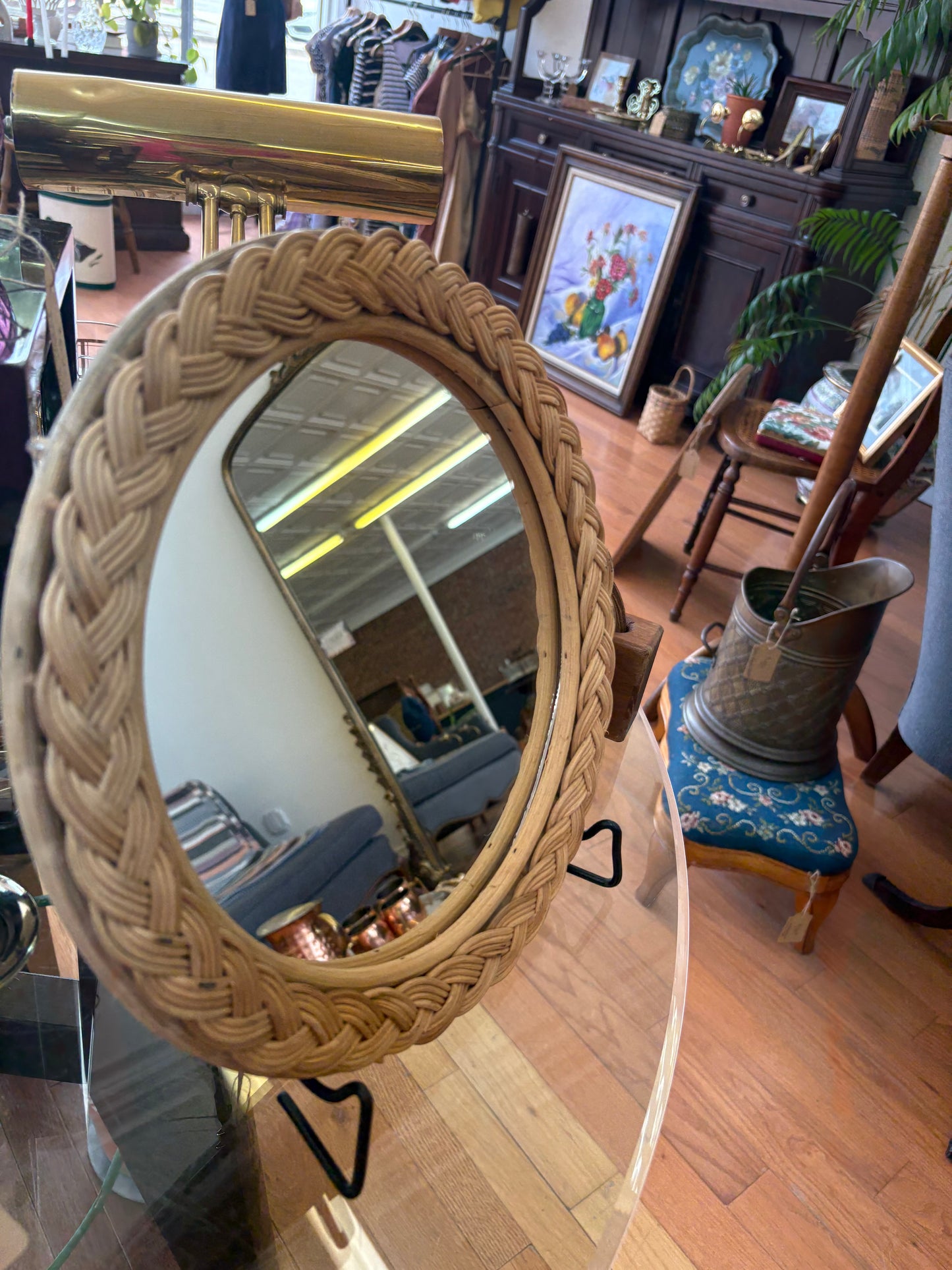 Vintage Braided Straw Round Wall Mirror – 12" Natural Woven Frame