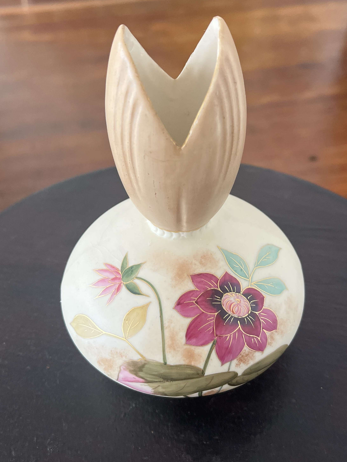 Robert Hanke hand-painted Austrian porcelain vase with Art Nouveau flowers and a flared lily-shaped top