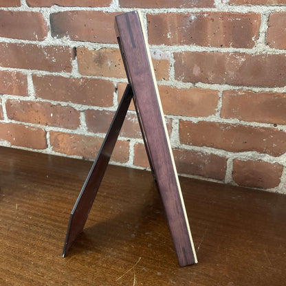 Newport 8x10 frame side view with easel back