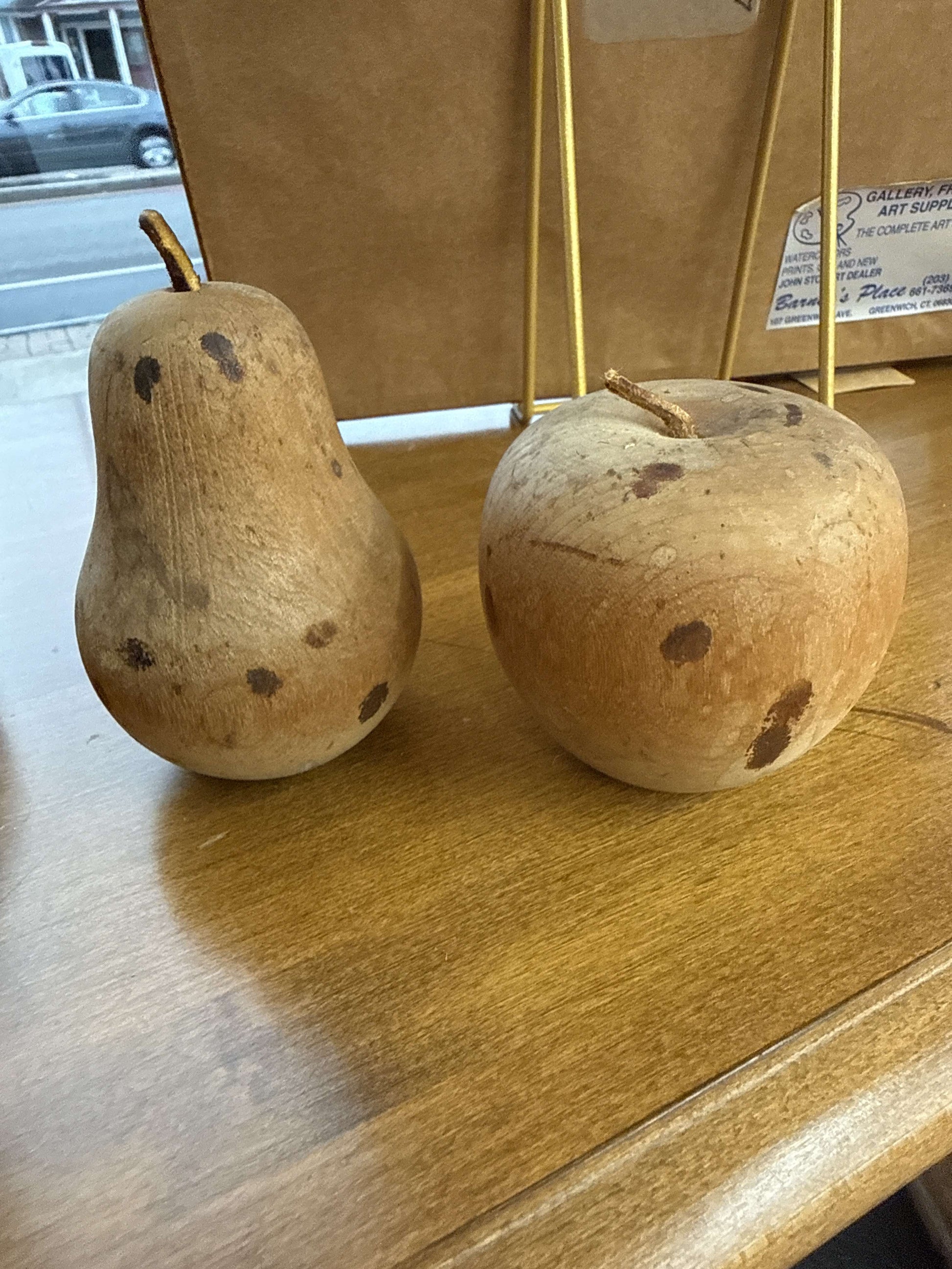 Vintage wood pear (4in) – photo 2 of 2
