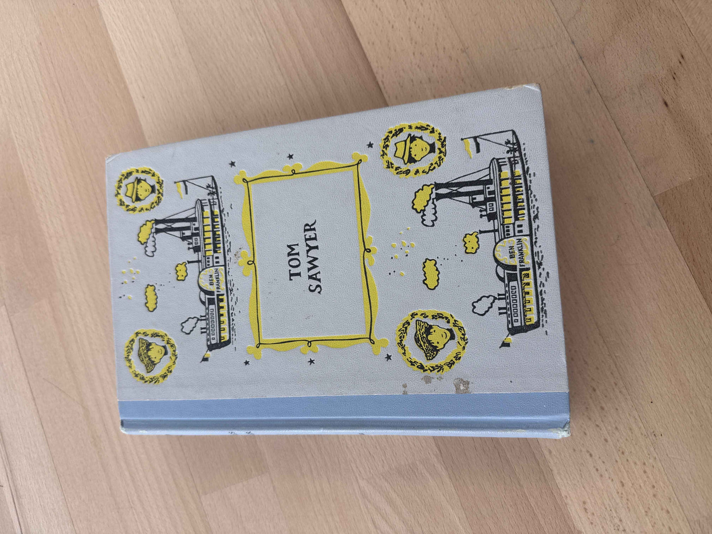 "The Adventures of Tom Sawyer" by Mark Twain — Vintage Decorative Edition