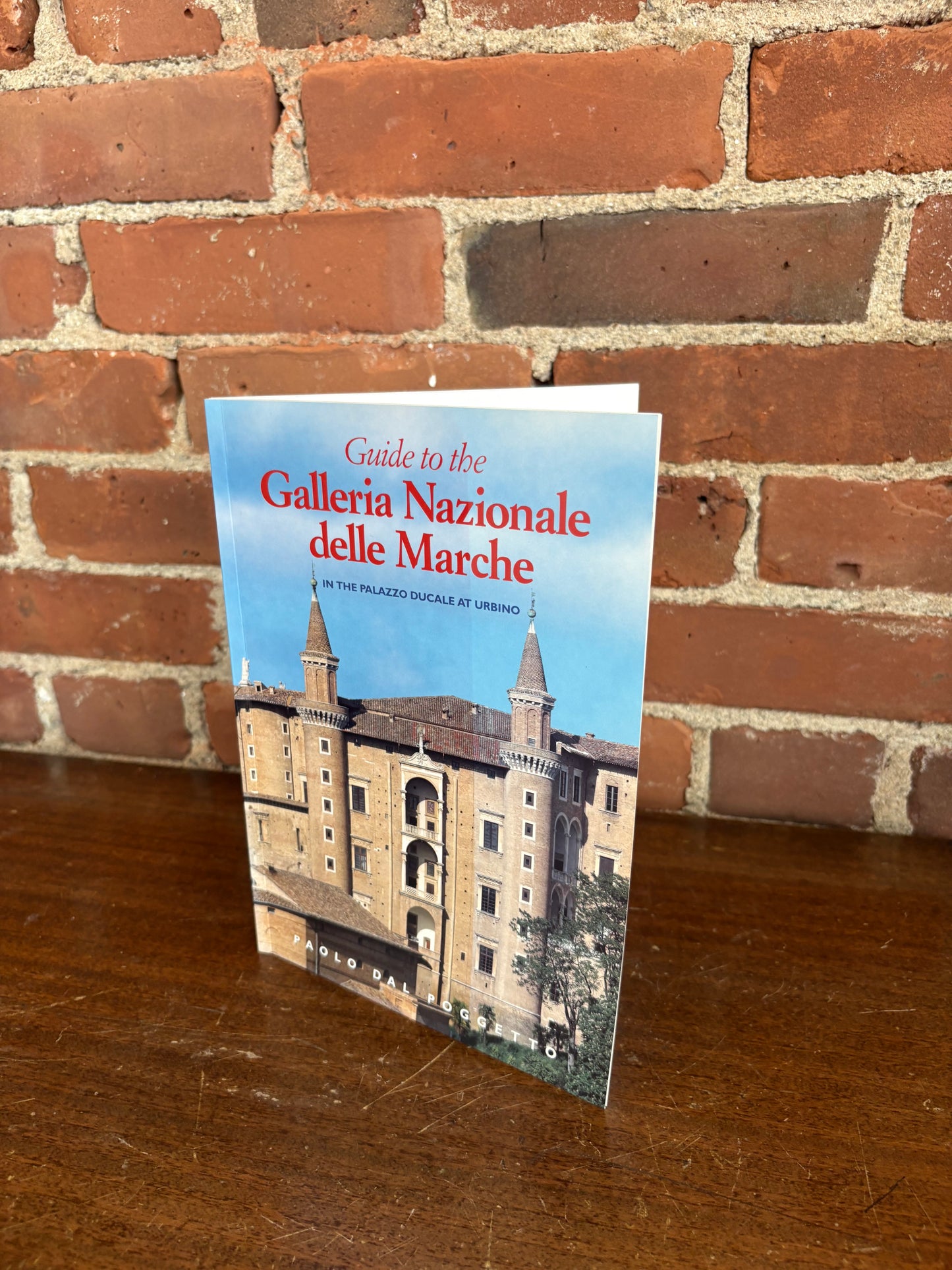 "Guide to the Galleria Nazionale delle Marche" — Illustrated Italian Art Museum Guide