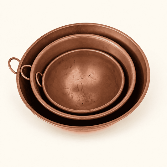 Set of 3 graduated copper beating bowls with brass ring handles, photo 1 of 10