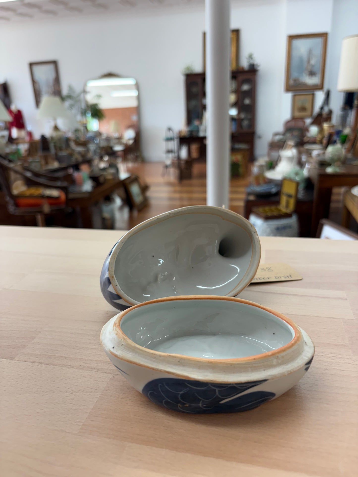 Ceramic Blue and White Duck Trinket Box with Lid – Vintage Decorative Dish