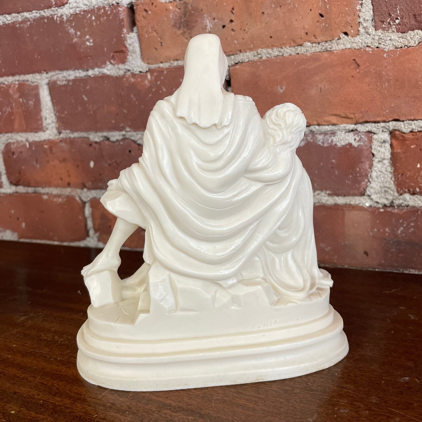 Vintage 7” Alabaster "Pietà" Sculpture by A. Giannetti – Made in Italy