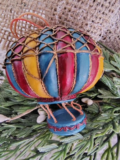 Vintage Hot Air Balloon Christmas Ornament – Hand-Painted Holiday Decor – photo 5 of 6