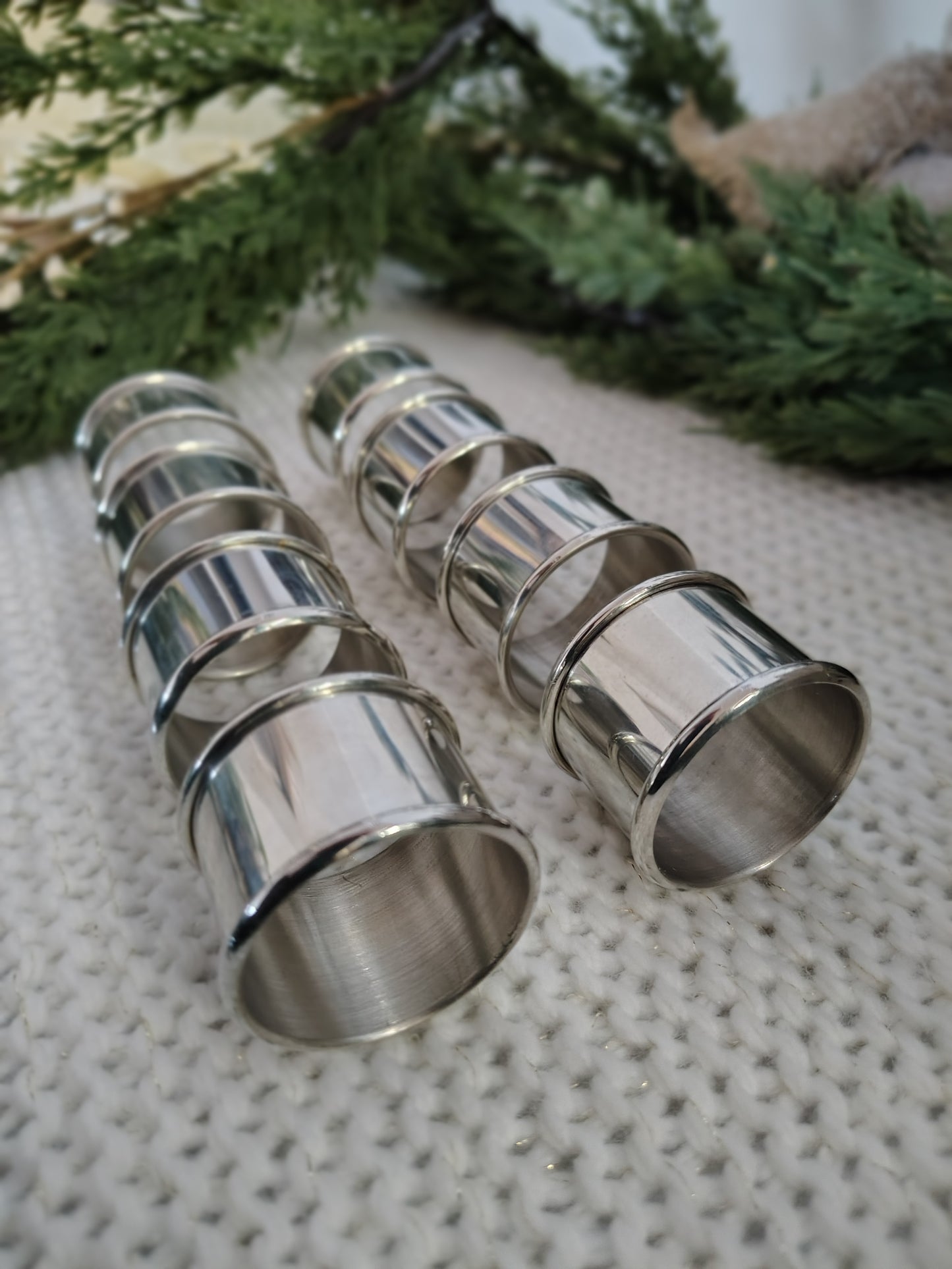 Lenox Silverplate Napkin Rings – Set of 8 in Original Box Christmas
