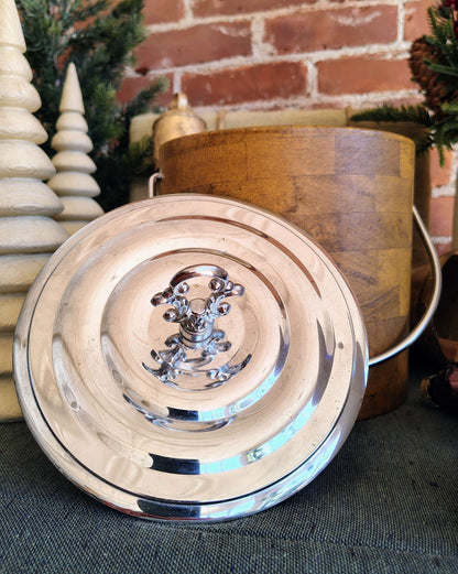 Vintage Irvinware Wood Ice Bucket – Chrome Lid & Handle – photo 3 of 7