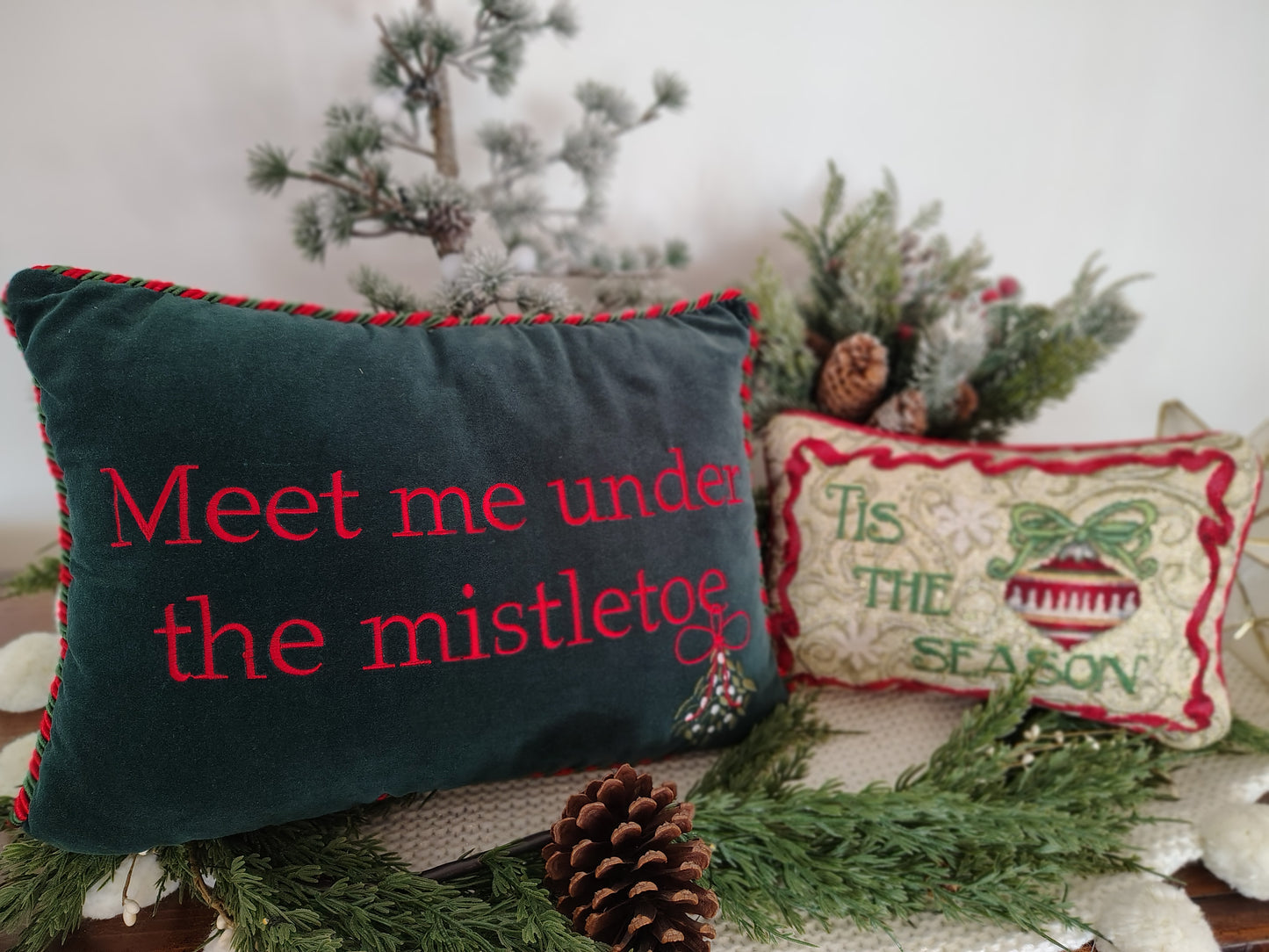'Tis the Season Woven Holiday Pillow – Red, Green & Gold (12 x 7)